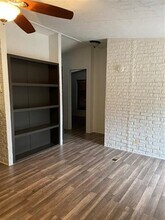 1395 Blackjack Rd in Valley View, TX - Building Photo - Building Photo