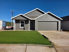 3214 Glacier Blf in Kerrville, TX - Building Photo