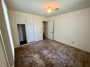 614 W Iowa Ave in Enid, OK - Building Photo - Building Photo