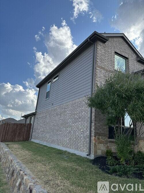 852 Shepperton Wy in Northlake, TX - Foto de edificio - Building Photo
