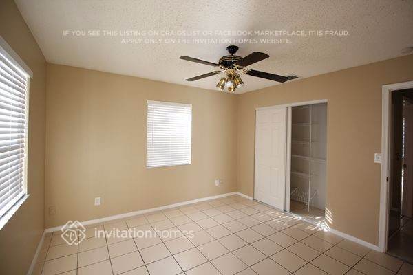 6630 NW 24th Ct in Margate, FL - Building Photo - Building Photo