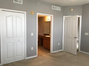 12975 Positano Cir in Naples, FL - Building Photo - Building Photo