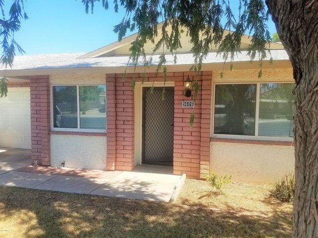 9609 W Cinnabar Ave in Peoria, AZ - Building Photo - Building Photo