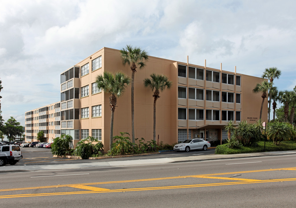 Sutton Place South Apartments in Winter Park, FL - Building Photo