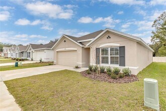 2924 NE 20th Ter in Ocala, FL - Foto de edificio - Building Photo