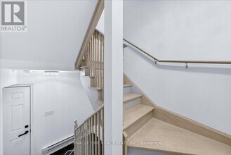 41 Pumpkin Cor Cres in Barrie, ON - Building Photo - Building Photo