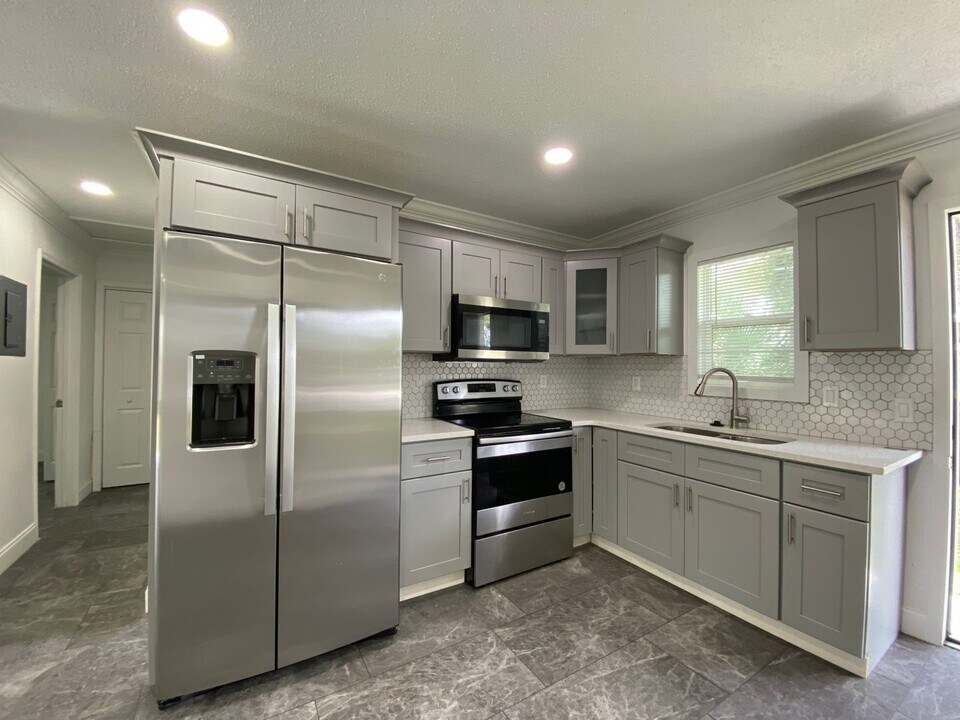 1408 Patrick St in Kissimmee, FL - Building Photo