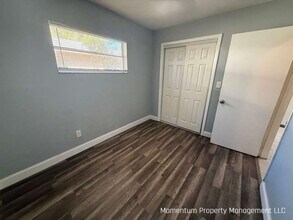 9406 N Mulberry St in Tampa, FL - Building Photo - Building Photo