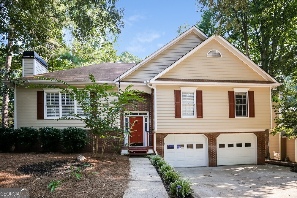 1005 Wedgewood Ct in Woodstock, GA - Building Photo