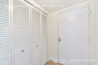 2630 Adams Mill Rd NW-Unit -Unit 106 in Washington, DC - Building Photo - Building Photo