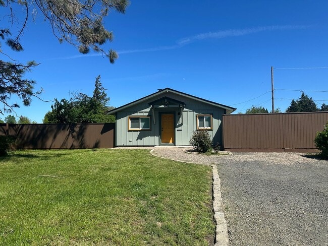 property at 2805 Ferry St