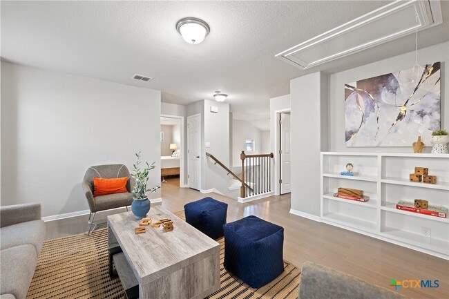 property at 11906 Farrier Ln