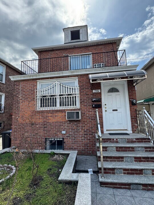 776 Adee Ave, Unit 776 Adee in Bronx, NY - Foto de edificio