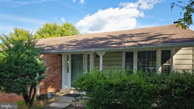 property at 1304 Wendover Ct