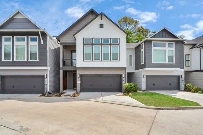 property at 708 Strawberry Pines Ct