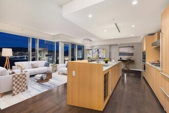 1011 Cordova St W in Vancouver, BC - Building Photo - Building Photo