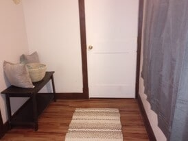 1624 Cedar St in Turtle Creek, PA - Building Photo