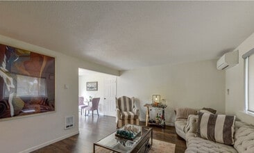 10710 115th Ave SW in Tacoma, WA - Building Photo - Building Photo