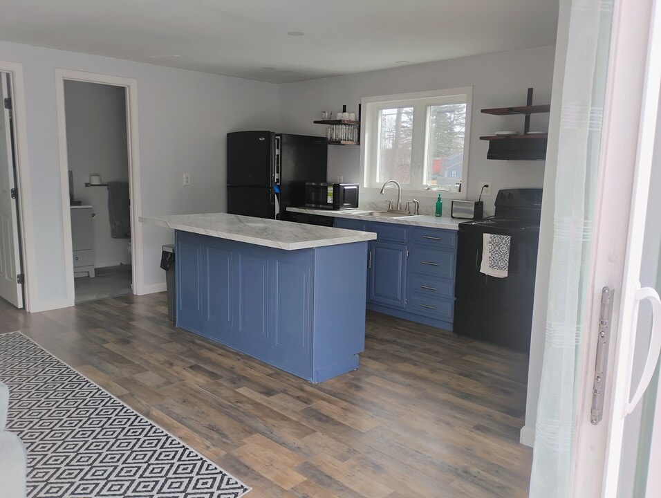 21 Ayer Cir, Unit 21 in Seabrook, NH - Foto de edificio