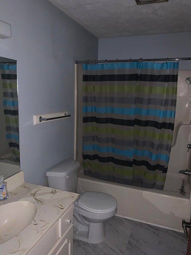 86 Hillside Dr in Eureka Springs, AR - Building Photo - Building Photo