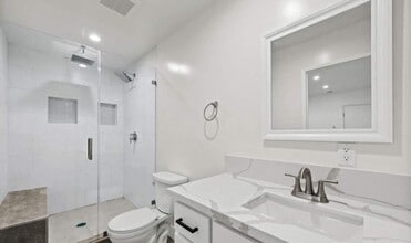 14123 Califa St in Van Nuys, CA - Building Photo - Building Photo