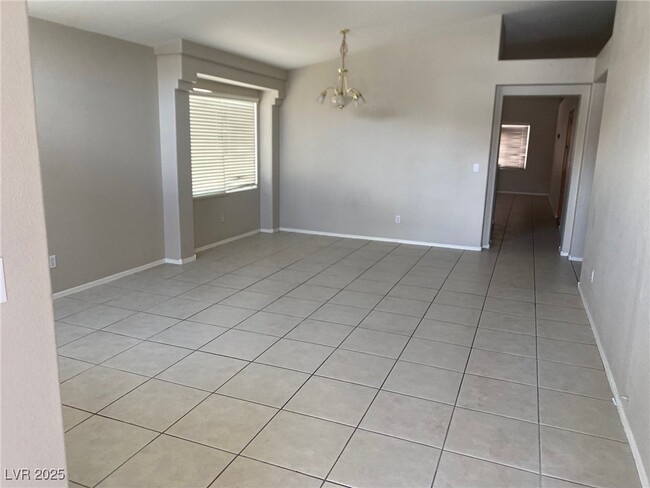 4358 Mesa Hill Dr in Las Vegas, NV - Building Photo - Building Photo