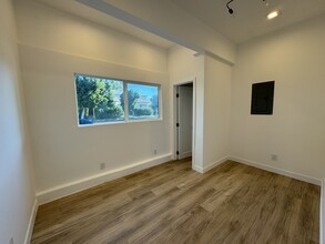 2626 Cloverfield Blvd in Santa Monica, CA - Building Photo - Building Photo