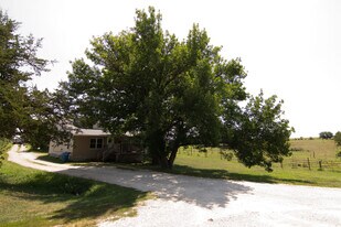 1538 Starline Ave, Unit 1 in Osceola, IA - Building Photo