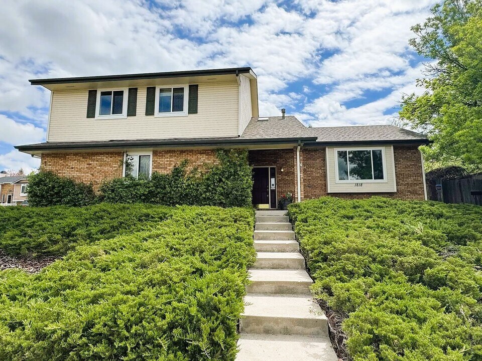 1818 Lashley St in Longmont, CO - Building Photo
