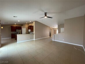 92 Whitetail Archery Ave in North Las Vegas, NV - Building Photo - Building Photo
