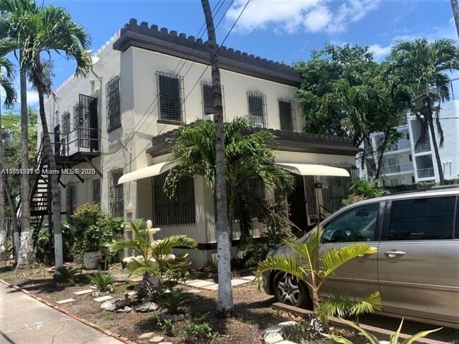 371 NW 3rd St in Miami, FL - Building Photo - Building Photo