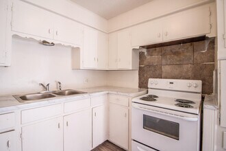 1921 73rd St in Lubbock, TX - Building Photo - Building Photo