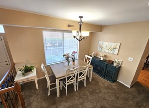 23 Bentley Ct in Bedminster, NJ - Building Photo - Building Photo