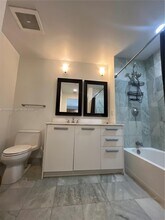 1050 Brickell Ave, Unit 1406 in Miami, FL - Building Photo - Building Photo