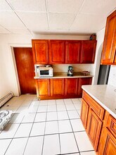 25 Romaine Ave in Jersey City, NJ - Building Photo - Building Photo