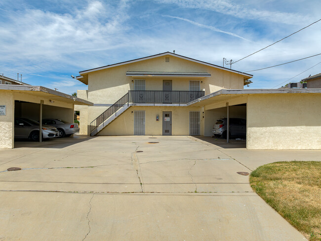 21241 Golden Hills Blvd in Tehachapi, CA - Building Photo - Building Photo