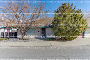 1012 Elm St, Unit 1012 Elm St in Helena, MT - Building Photo