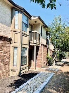 property at 8750 Park Ln