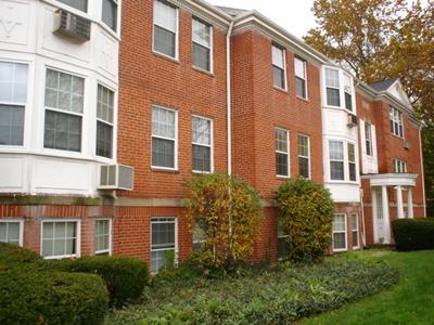 The Woodlands in Shaker Heights, OH - Foto de edificio