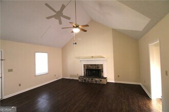 2320 Ridgedale Dr SW in Grayson, GA - Building Photo - Building Photo