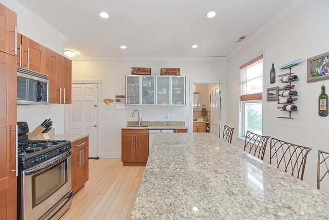 26 Chestnut Ave in Boston, MA - Building Photo - Building Photo