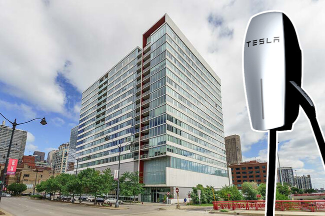 659 W Randolph St, Unit 1706 in Chicago, IL - Foto de edificio - Building Photo