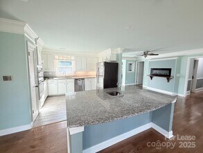 6124 Williams Rd in Charlotte, NC - Building Photo - Building Photo