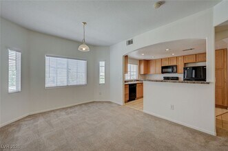 6160 Rumrill St in Las Vegas, NV - Building Photo - Building Photo