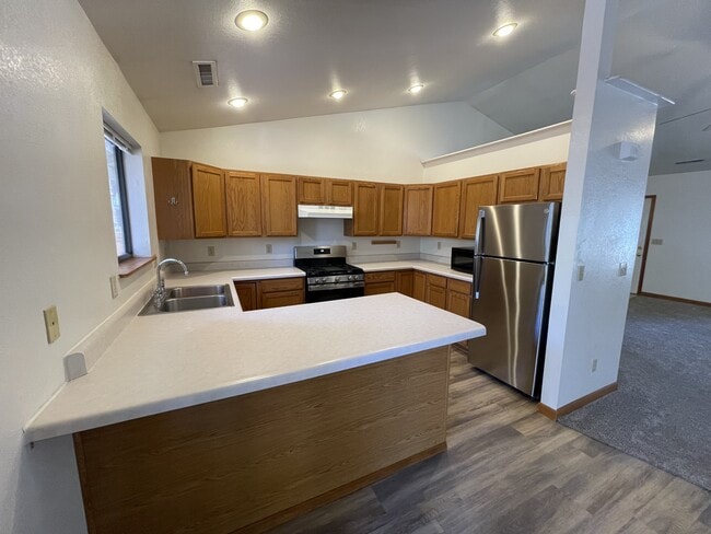 3671 S Cheryl Dr in Flagstaff, AZ - Building Photo - Building Photo