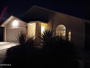 12420 Flora Alba Dr in El Paso, TX - Building Photo - Building Photo