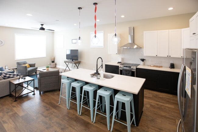 property at 219 E Morris St