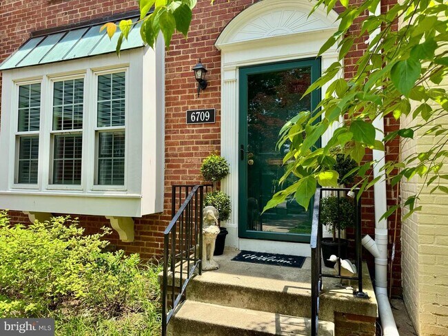 6709 Fairfax Rd in Chevy Chase, MD - Building Photo - Building Photo
