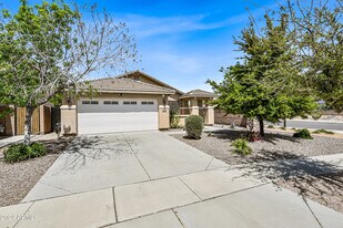 2992 E Blue Ridge Way in Gilbert, AZ - Building Photo