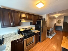 325 Taylor St in Pittsburgh, PA - Building Photo